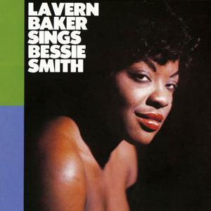 Sings Bessie Smith (Remastered 1997)