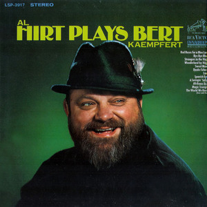 Plays Bert Kaempfert (Vinyl)