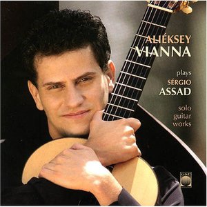 Plays Sérgio Assad
