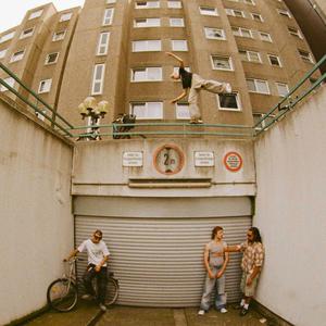 Ein Schritt Und Ich Fall (With Ericson)